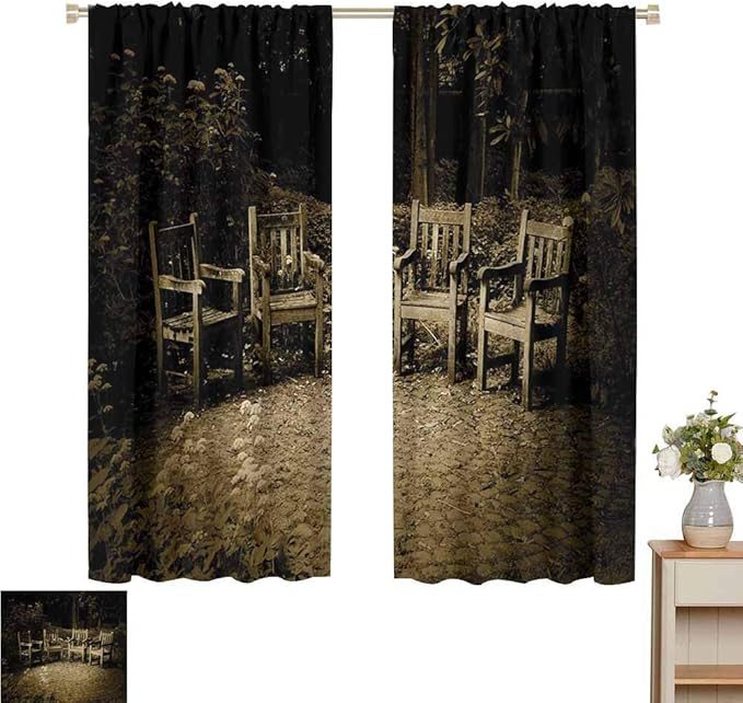 Cortina de ventana impermeable Hobbits, cuatro pequeñas sillas rústicas