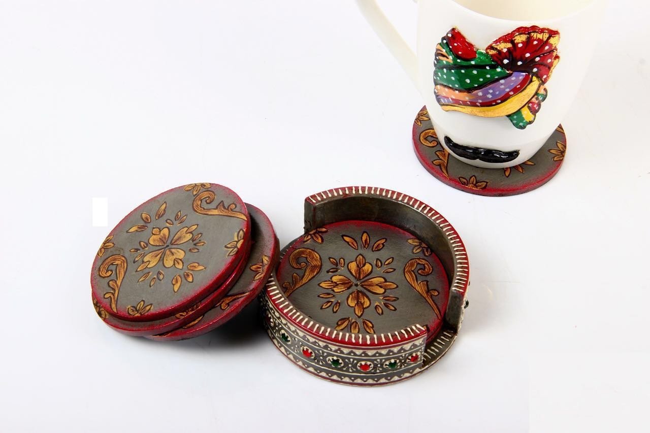 Purpledip Wooden Coasters (Set of 6): Hand-painted Decorative Barware (10260)