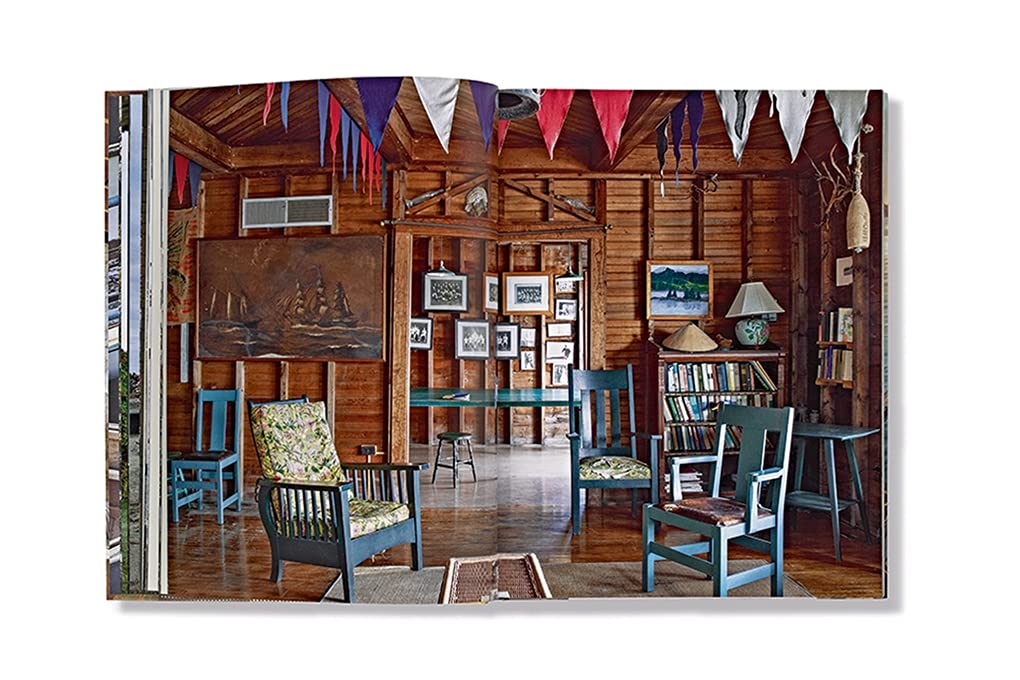 The Maine House: Spend any amount of time in Maine―a weekend, a summer, a lifetime―and its impression lasts forever