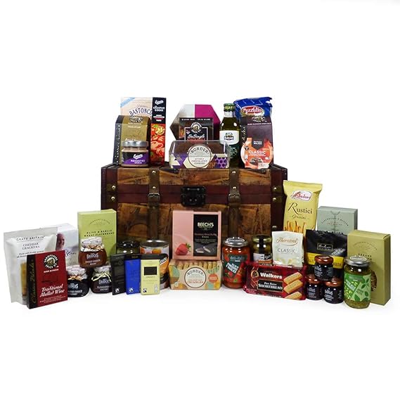 Vintage Style Chest Pantry Essentials Gourmet Food Hamper 38
