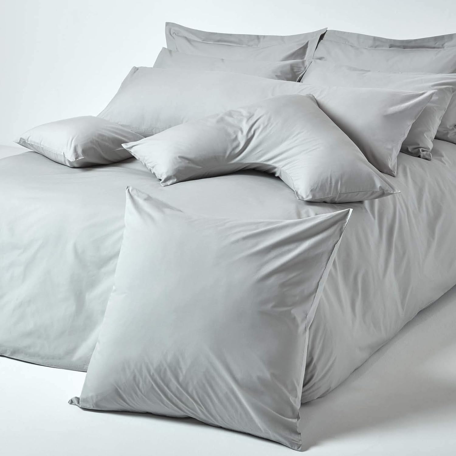 HOMESCAPES Silver Grey Pure Egyptian Cotton Euro Size Pillowcase 80 x 80 cm 200 TC 400 Thread Count Percale Equivalent Large Square Pillow Case with Zip - Image 5