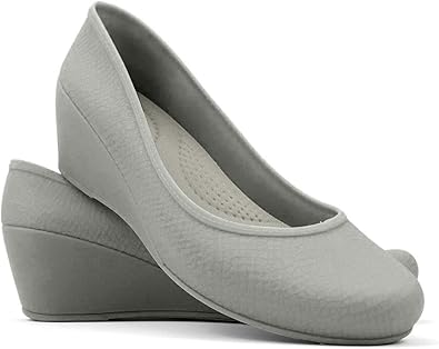comfortable wedge pumps