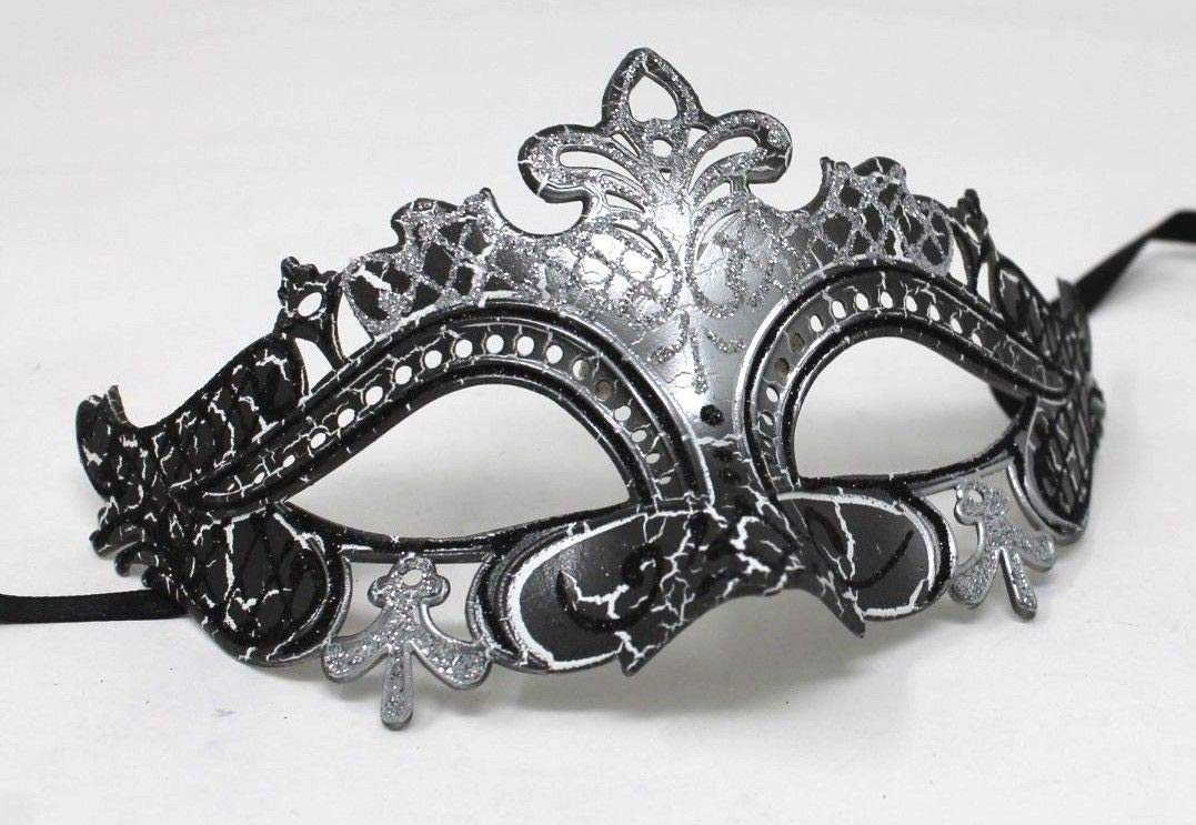 LADIES SPARKLING BLACK AND SILVER RIALTO VENETIAN MASQUERADE CARNIVAL PARTY EYE MASK