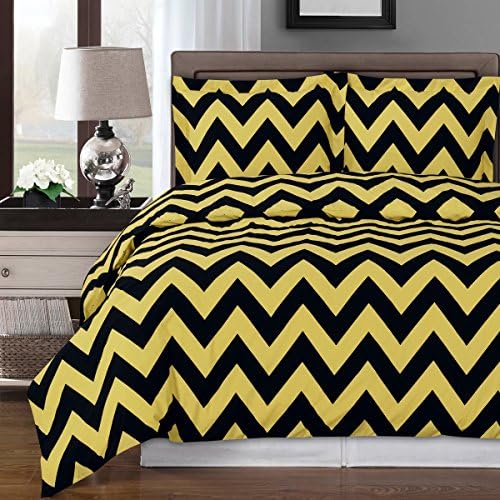 Chevron, Deluxe and Elegant Duvet Cover Set, 100% Cotton features a glamorous contemporary zigzag stripe patterns, calming and soothing shades of gold black or gray, Full/Queen 3 Piece Set, Gold/Black