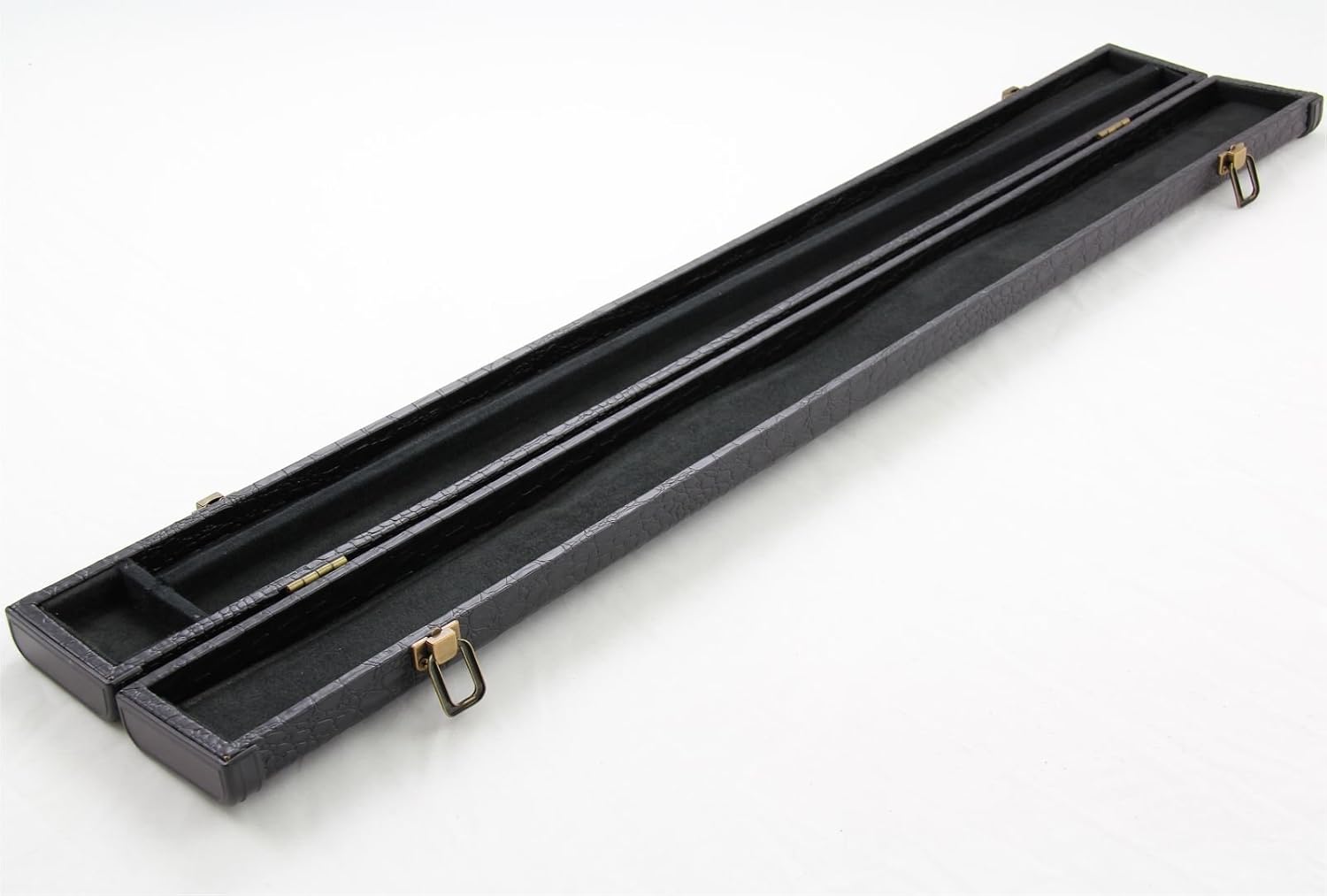 Jonny 8 Ball Black Crocodile Leather Design 2 Piece Cue Case For Snooker or Pool Cue. With Flexible Carry Handle and Premium Suede Style Interior - Image 4