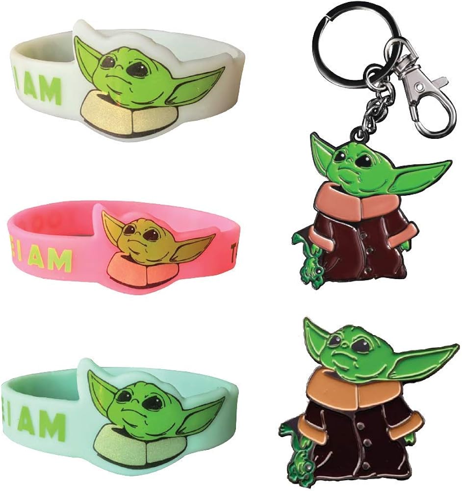 Baby Yoda Cuteness Collectables Bundle Clothing
