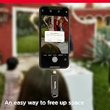 SanDisk 256GB iXpand Flash Drive Luxe with Lightning and USB-C view 2