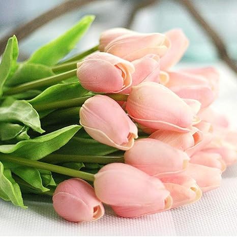 Amazon 10本のシミュレーション花 作り物の花 チューリップ 造花 花束 インテリア造花 事務所 店 喫茶店 結婚式 パーティーな 装饰 淡ピンク 造花 オンライン通販