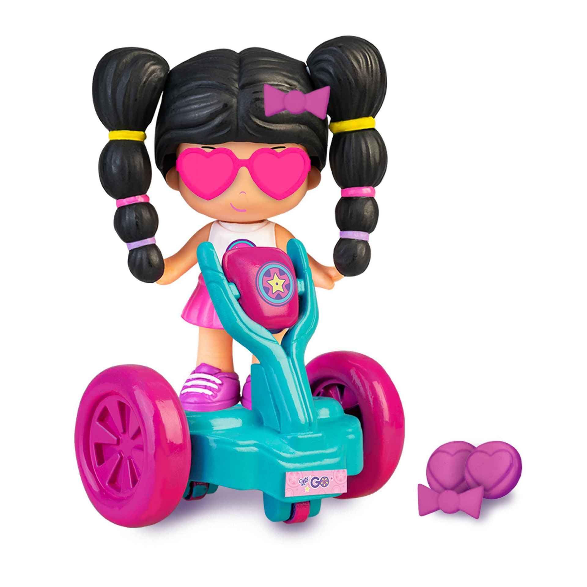 Pinypon - Let's Go! Segway, toy set, 1 mini Pop&Swap doll figure and a transport vehicle, with fluorescent decorations and 2 accessories, for boys and girls from 3 years old, Famosa (PNY23000)