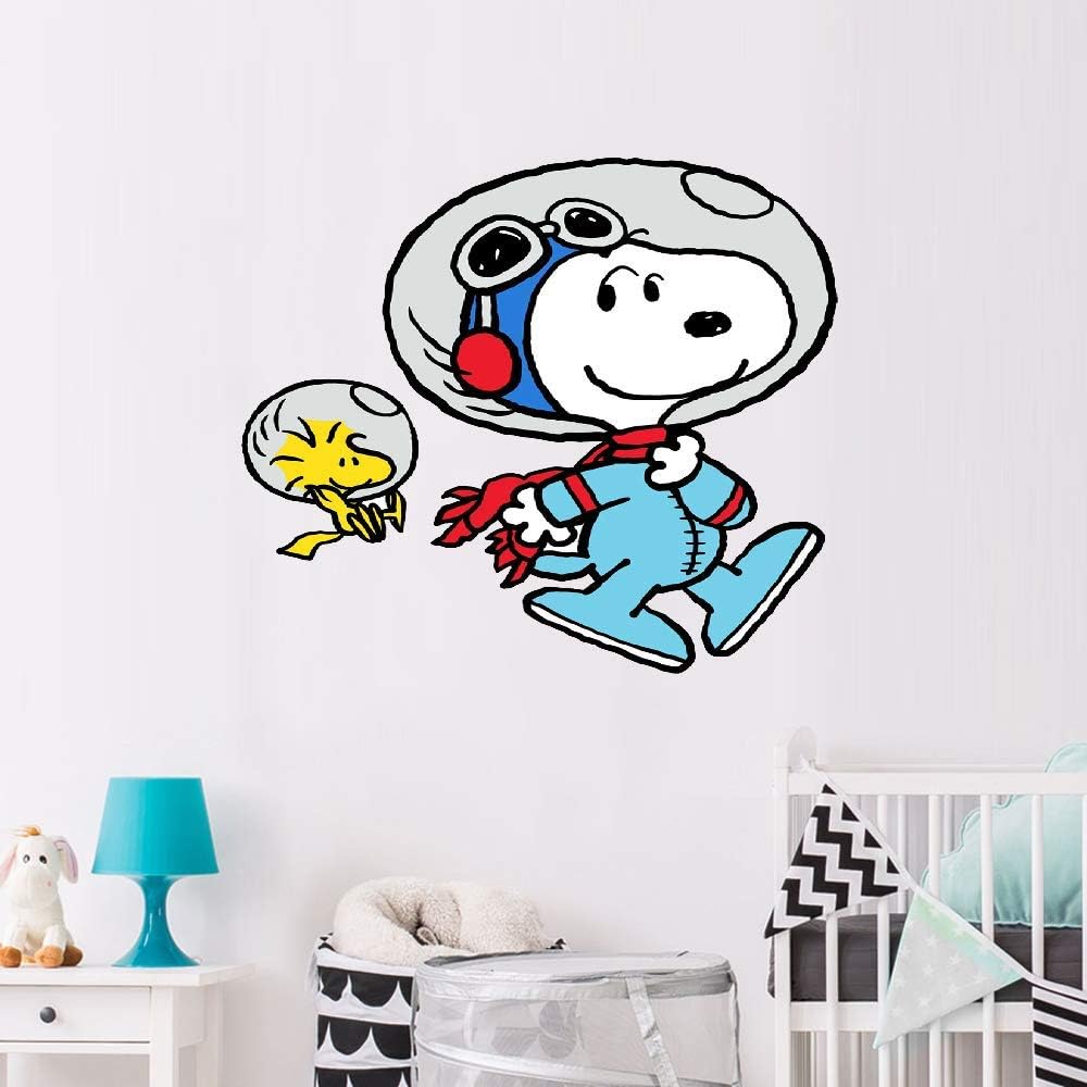 peanuts nursery decor