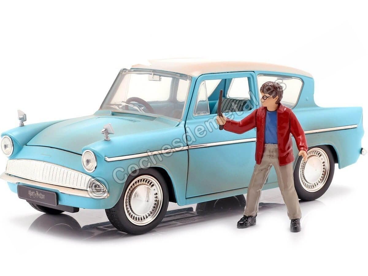 124 Harry Potter and 1959 Ford Anglia Die-Cast Vehicle Rusty Blue