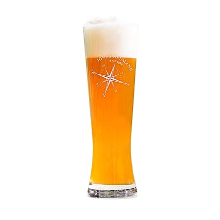 AMAVEL Weizenbierglas mit Gravur – Kompass – Personalisiert mit [Namen] und [Datum] – Bierglas – Individuelles Weizenglas – G