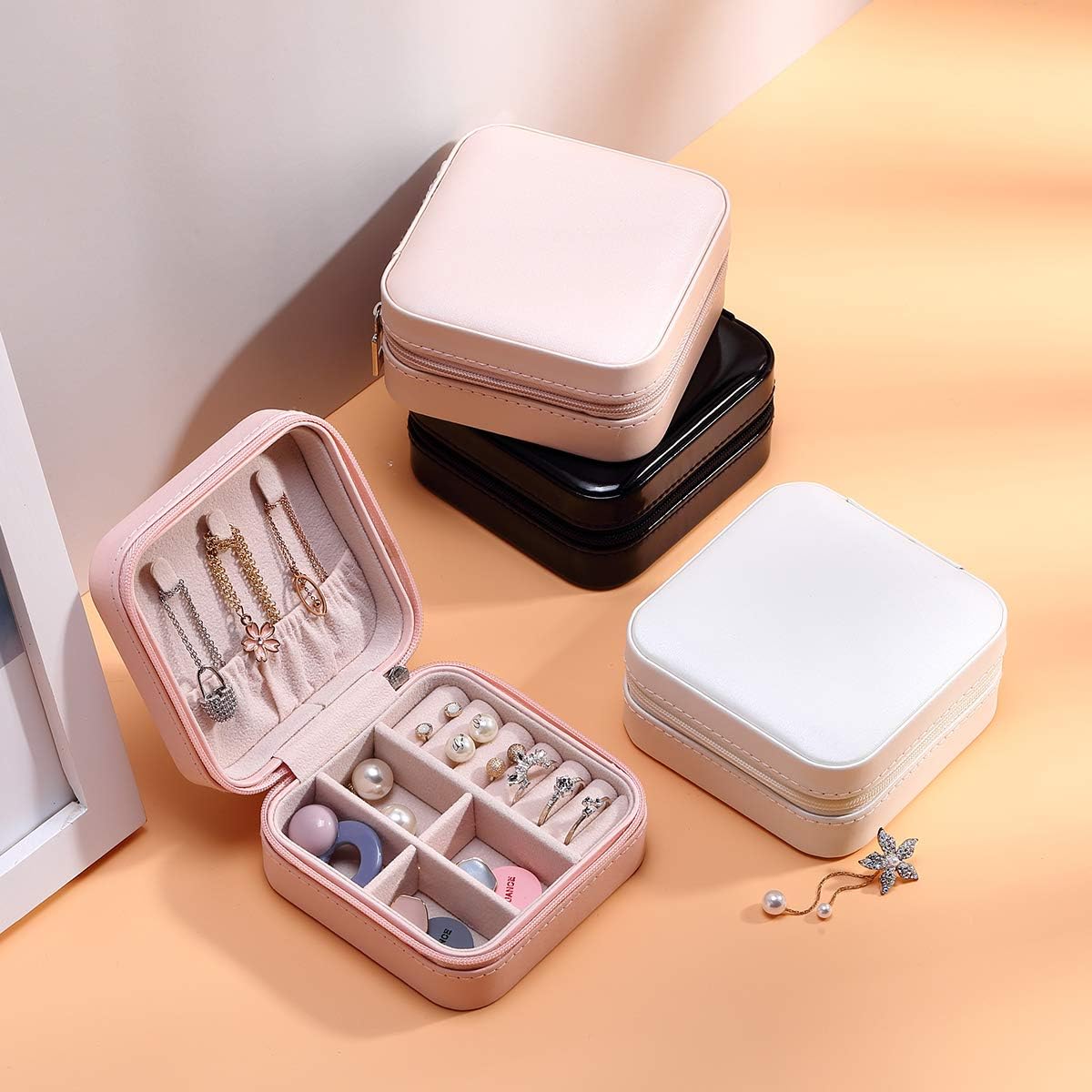 Casegrace Portable Travel Mini Jewelry Box Leather Jewellery Ring Organizer Case Storage Gift Box Girls Women: Home Improvement
