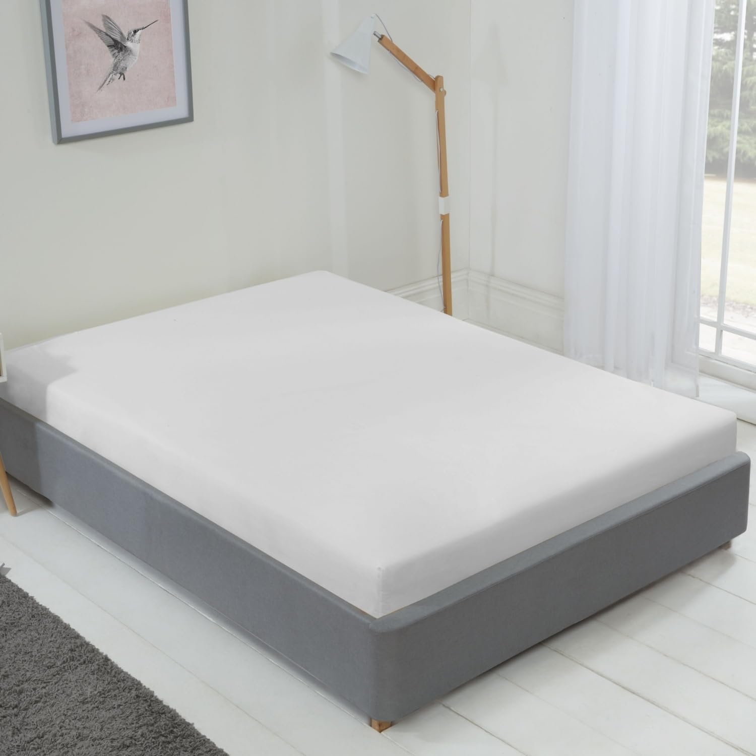 Emma Barclay Lyla Fitted Sheet in White - King