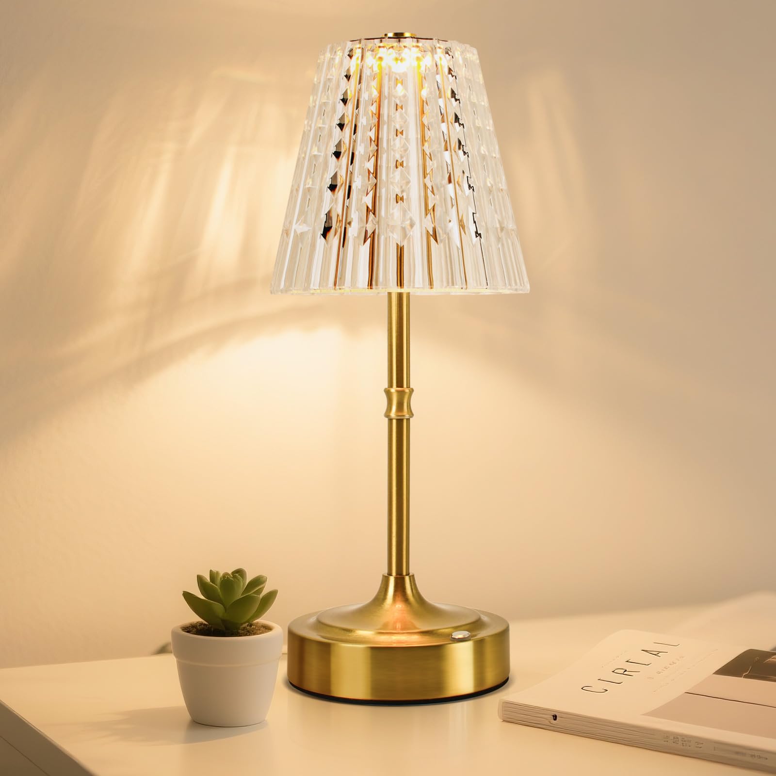 Photo 1 of **UNTESTED**
Gkeiten Touch Cordless Table Lamp Rechargeable, 3600mAh Battery Operated Small Crystal Lamp, 3 Color Dimmable Vintage Gold Table Light for Bedroom/Kitchen/Gift for Home Décor ((Luxury Style)