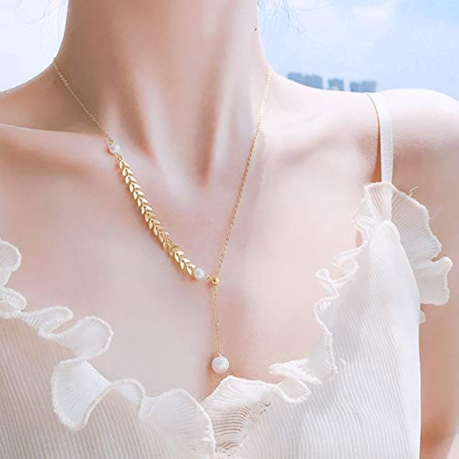 TseenYi Pearl Lariat Chain Necklace Gold Long Y Necklace Boho Fishbone Necklaces Jewelry for Women and Girls (Gold)