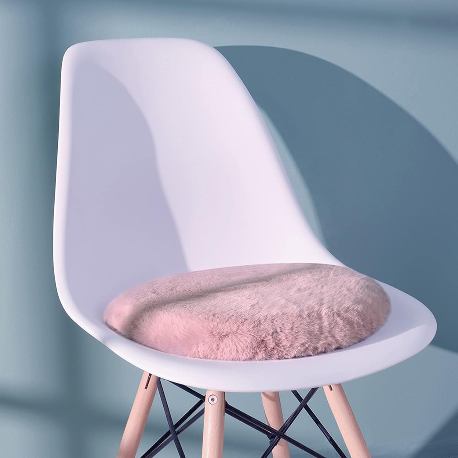 Shinnwa Pink Round Dorm Fur Chair Cushion Pad with Furry Faux Fur Cover Small Mini Cute Seat Cushion for Kids Desk Chair Teen Girls Bedroom Décor 14 Inch