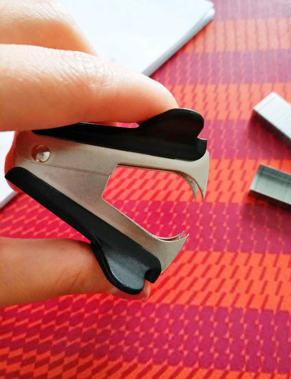 Lightweight Staple Puller Remover Tool for Office, School, Easy to Carry : Office Products
