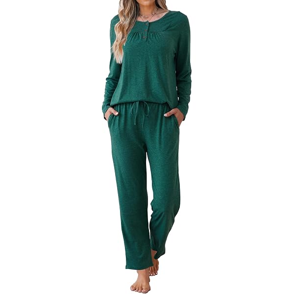 Rene Rofe Women's 2-Piece Ultra Soft Fleece Lounge Set - Long Sleeve Top & Pant Pajama Set - Holiday Pajama Gift - View #9