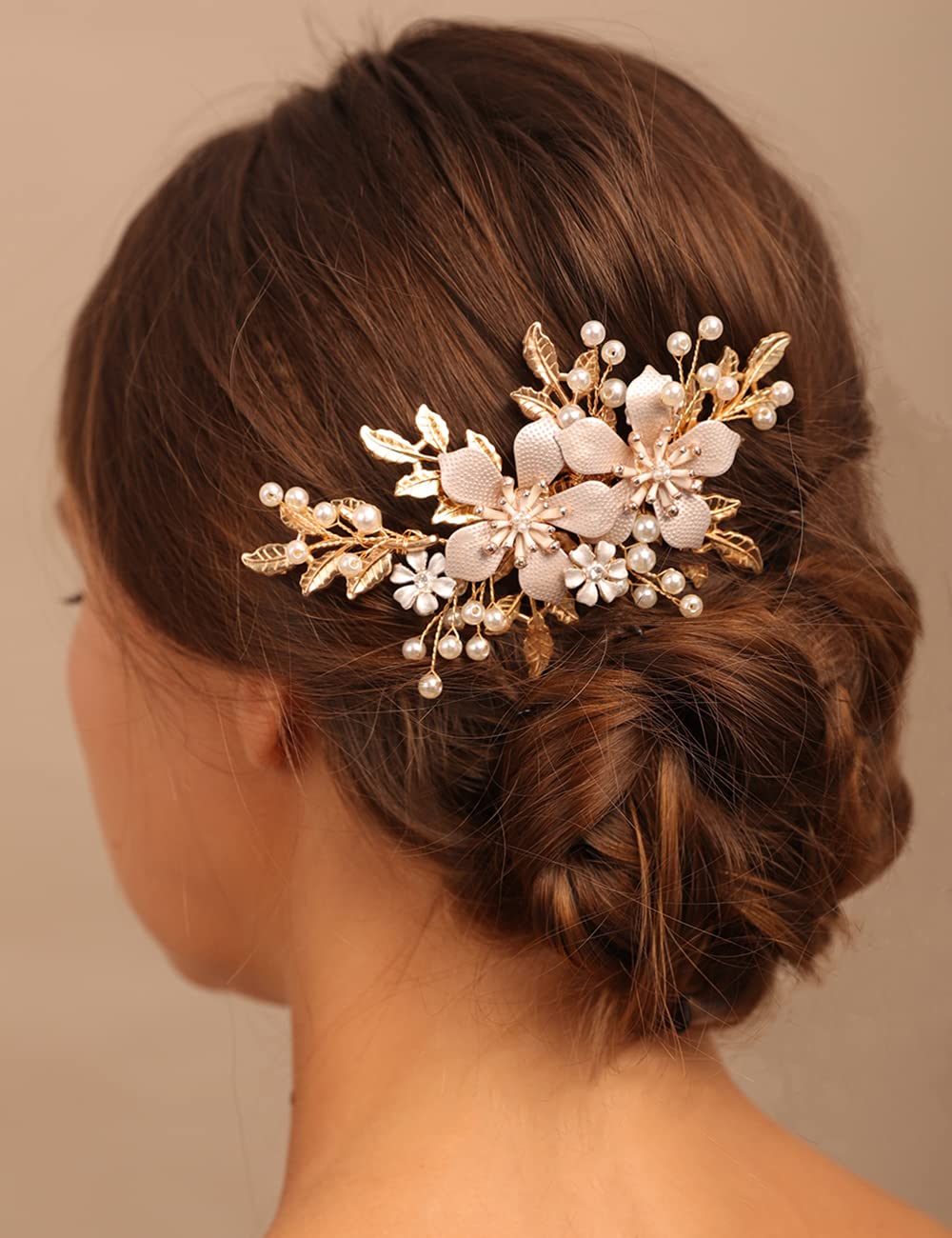 Chargances Bride Gold Flower Leaf Hair Comb Wedding Pearl Beaded Hair Side Comb Dainty Fashion Handmade Hair Accessories for Women Bridesmaid Girls