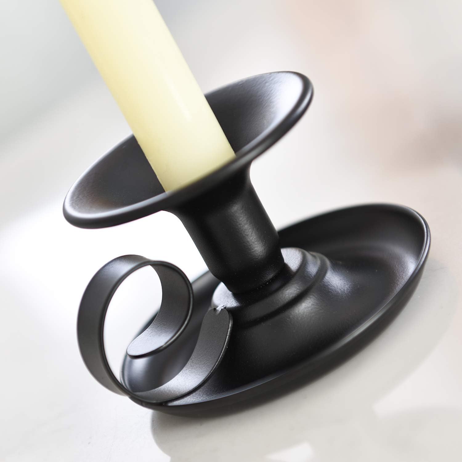 Retro Iron Taper Candle Holder, Set of 2, Simple Black Candlestick Holders Candlelight Stand for Halloween Christmas Dining Room Home Decoration Display: Kitchen & Dining