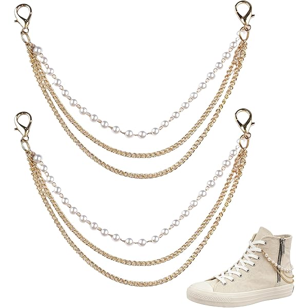 Unisa Metallic Gouden Loafers met Decoratieve Ketting Yellow Dames