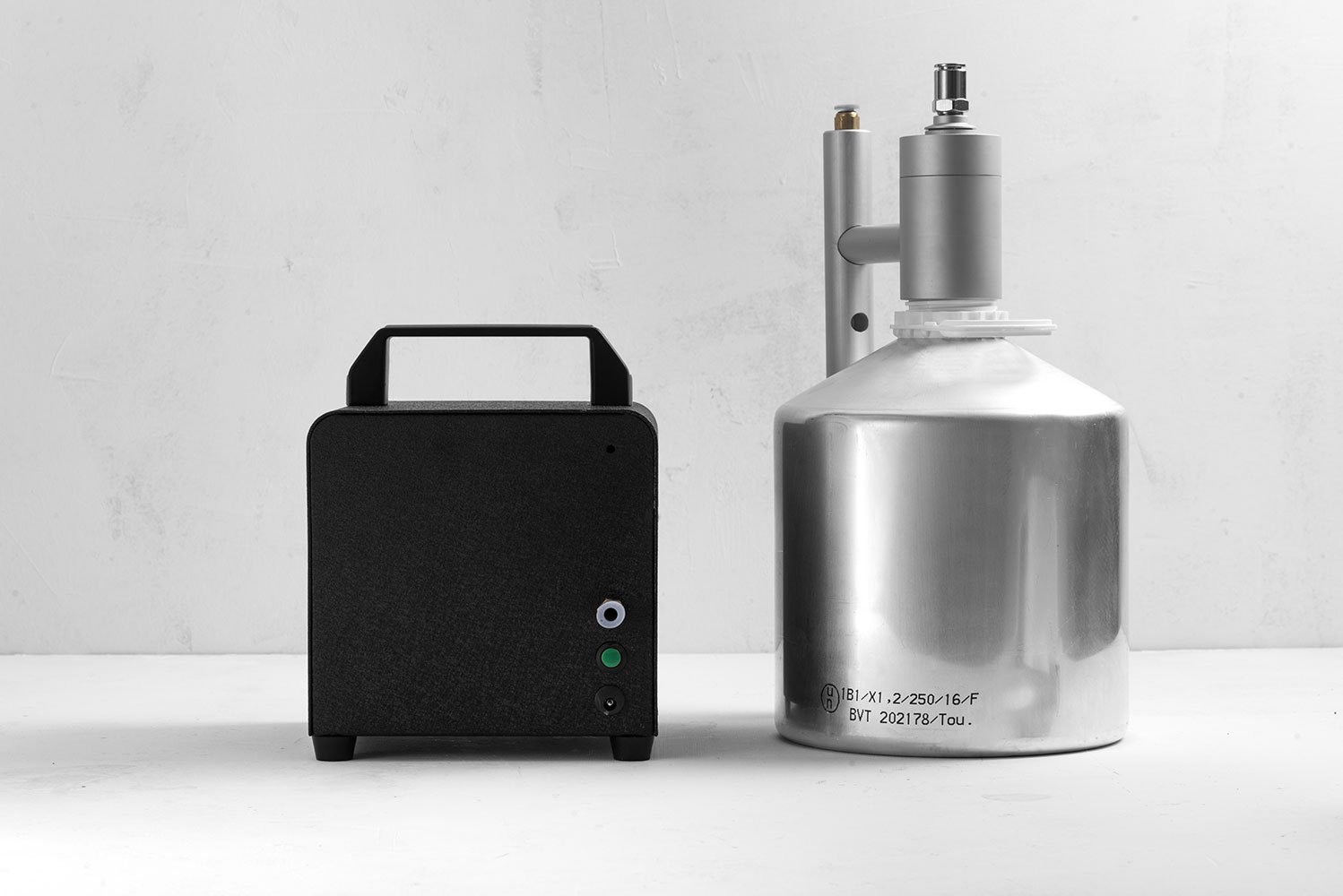 Home or Commercial HVAC Fragrance Diffuser for 100 essential and aroma