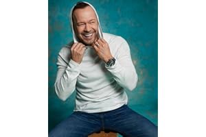 fotos4you Donnie Wahlberg 8 x 10 / 8x10 Glossy Photo Picture Image