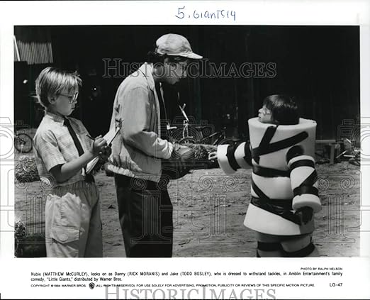 Amazon Com Historic Images 1995 Press Photo Little Giants Movie Matthew Mccurley Rick Moranis Todd Bosley Home Kitchen