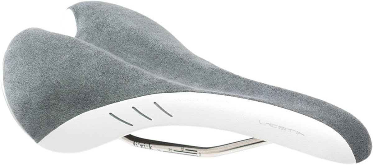 fizik wing flex saddle