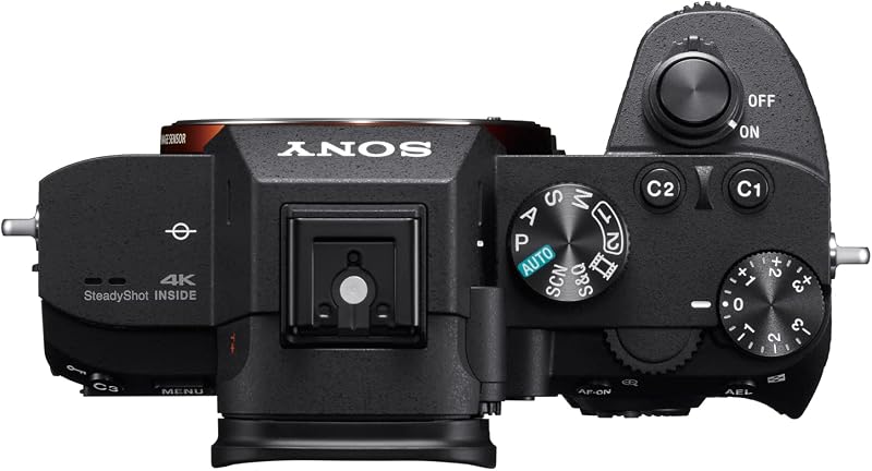 Alpha 7 III Fotocamera full frame con obiettivo 28-70 mm – 24,2 MP, video 4K, autofocus veloce da 0,02 s, scatto continuo da 10 fps, stabilizzazione a 5 assi, ideale per foto e video