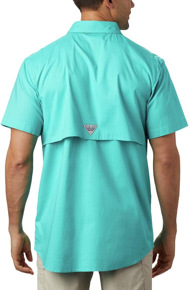 Columbia Men's Half Moon Short Sleeve Shirt: Clothing