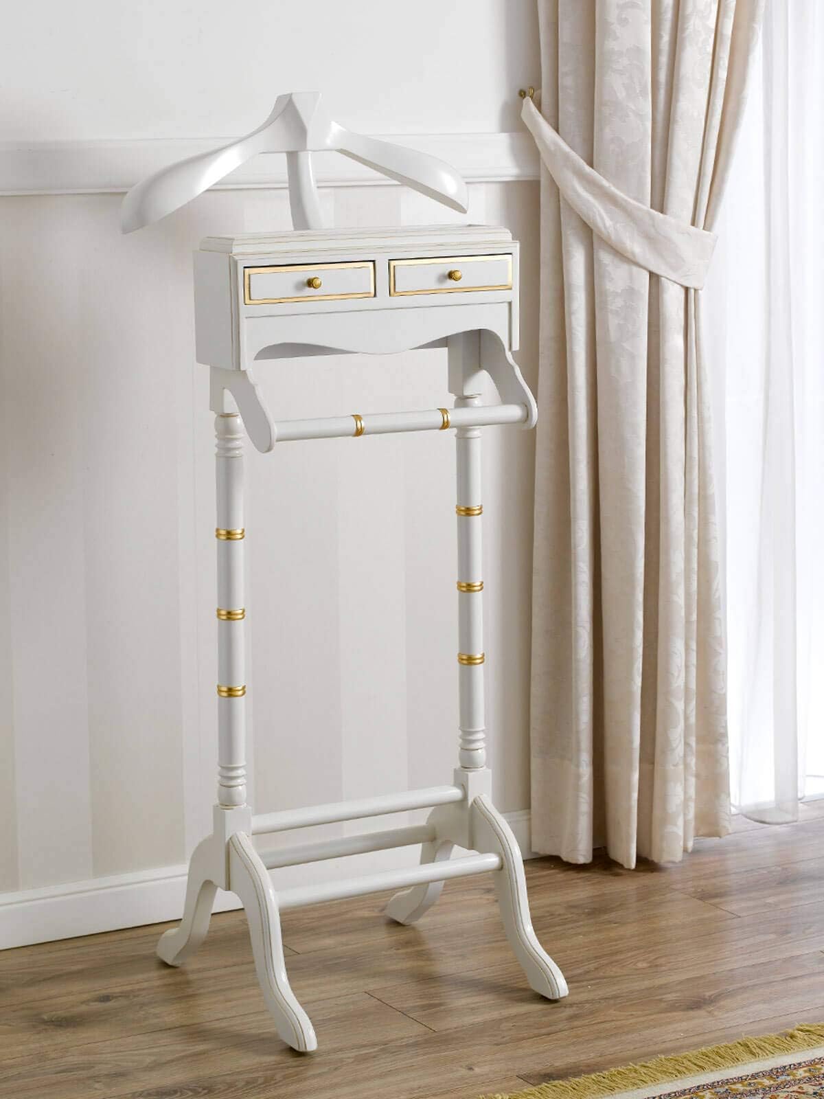Simone Guarracino Valet Clothes Stand Albert Two Drawers English Style Suit Stand Decape Ivory gold leaf details