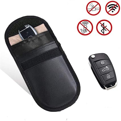 Amazon Co Jp スマートキー ケース 汎用 電子キーカバー 電波遮断 圏外ポーチ 車 カバー キーホルダー リレーアタック対策 Wifi Gsm Lte Nfc Rf 完全遮断 盗難防止 レザー 革 1 車 バイク