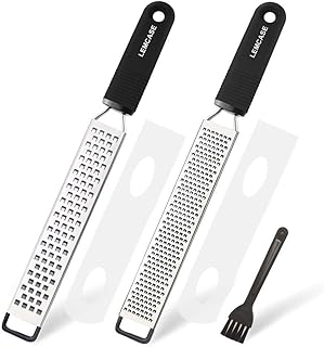 LEMCASE Zester, Hobel Reibe - Käsereibe, Parmesanreibe, Zitronenreibe - Küchenreibe aus Edelstahl mit Schutzabdeckung und Silikon Griff | Schwarz (2 Stück Set)