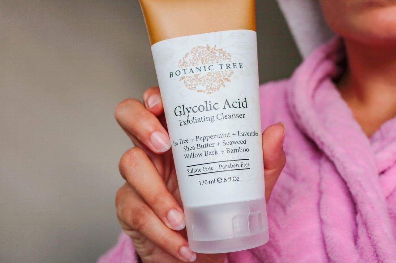 Botanic Tree Glycolic Acid Face WashFacial Exfoliating Cleanser w/ 10