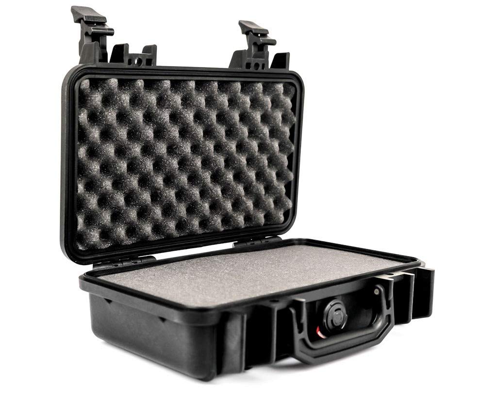 PELI 1170 Professional Camera Case, IP67 Watertight and Dustproof, 7L Capacity, Made in US, With Customisable Foam Insert, Black