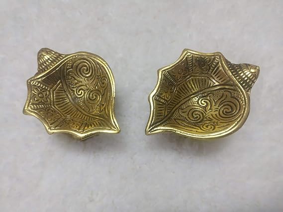 SERA Creation Decorative Designer White Metal Diya - Shank Design Used for Festivals/Diwali Diya Gold Finish - Set of 2 Pcs (7 cms x 5.5 cms x 4.5 cms)