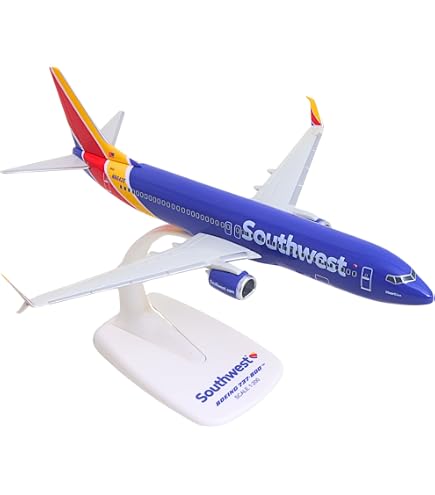 SKYMARK AIRLINES 模型飛行機 Boeing 737-800 Amazon.com: SkyMarks Southwest Airlines Boeing 737-800 1/130