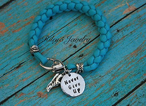 Never Give Up Shoe Paracord Bracelet Running Run Bracelet Jewelry / Track / Cross Country / Marathon / half marathon - Women's bracelet - Pick you color!