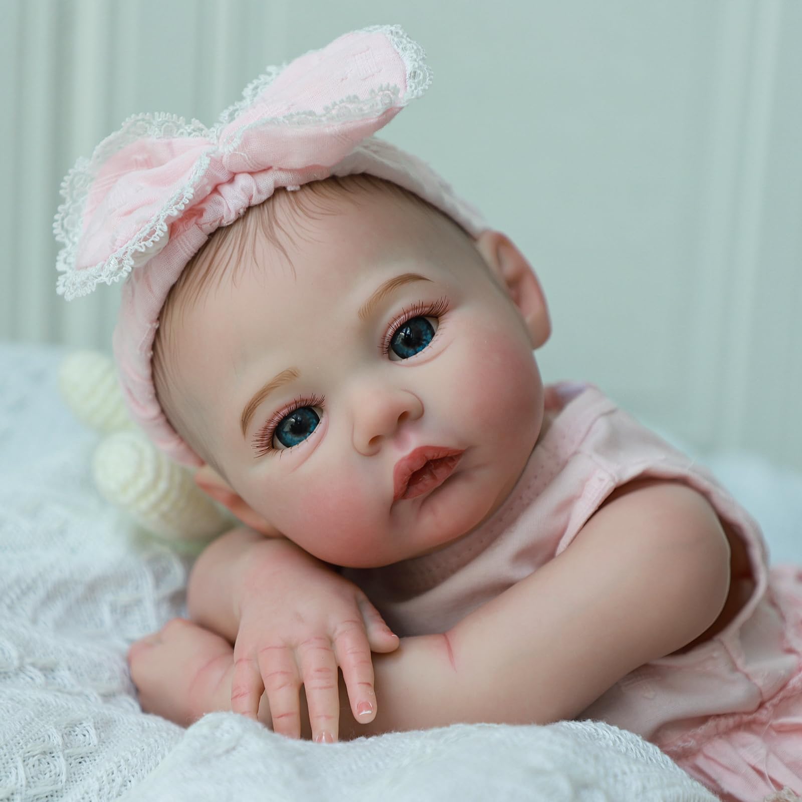 Realistic Reborn Dolls Girl - 18 Inch Lifelike Newborn Eyes Open Doll Real Life with Soft Weighted Body, Advanced Painted Gift Set for Kids Age 3+…