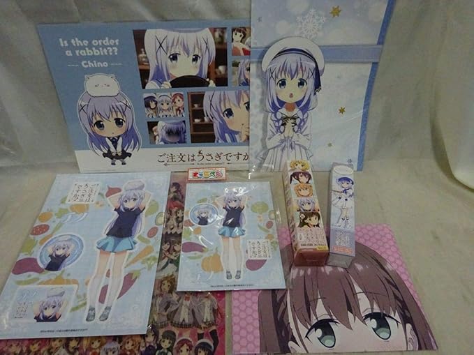 Amazon Fg856 ご注文はうさぎですか チノ ポスター 6枚 壁紙にも貼れる布ステッカー2種 セット 限定 きゃらぺた キャンペーン おもちゃ ホビー