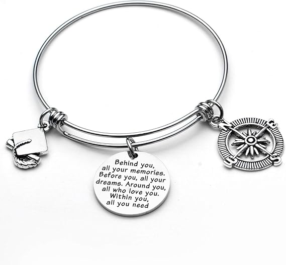 Amazon Co Jp Yeeqin 卒業ギフト インスピレーショナルチャームブレスレット カレッジ高校卒業バングル 女性や女の子へのプレゼントに ジュエリー