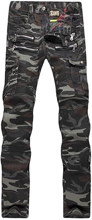 jeans with many pockets