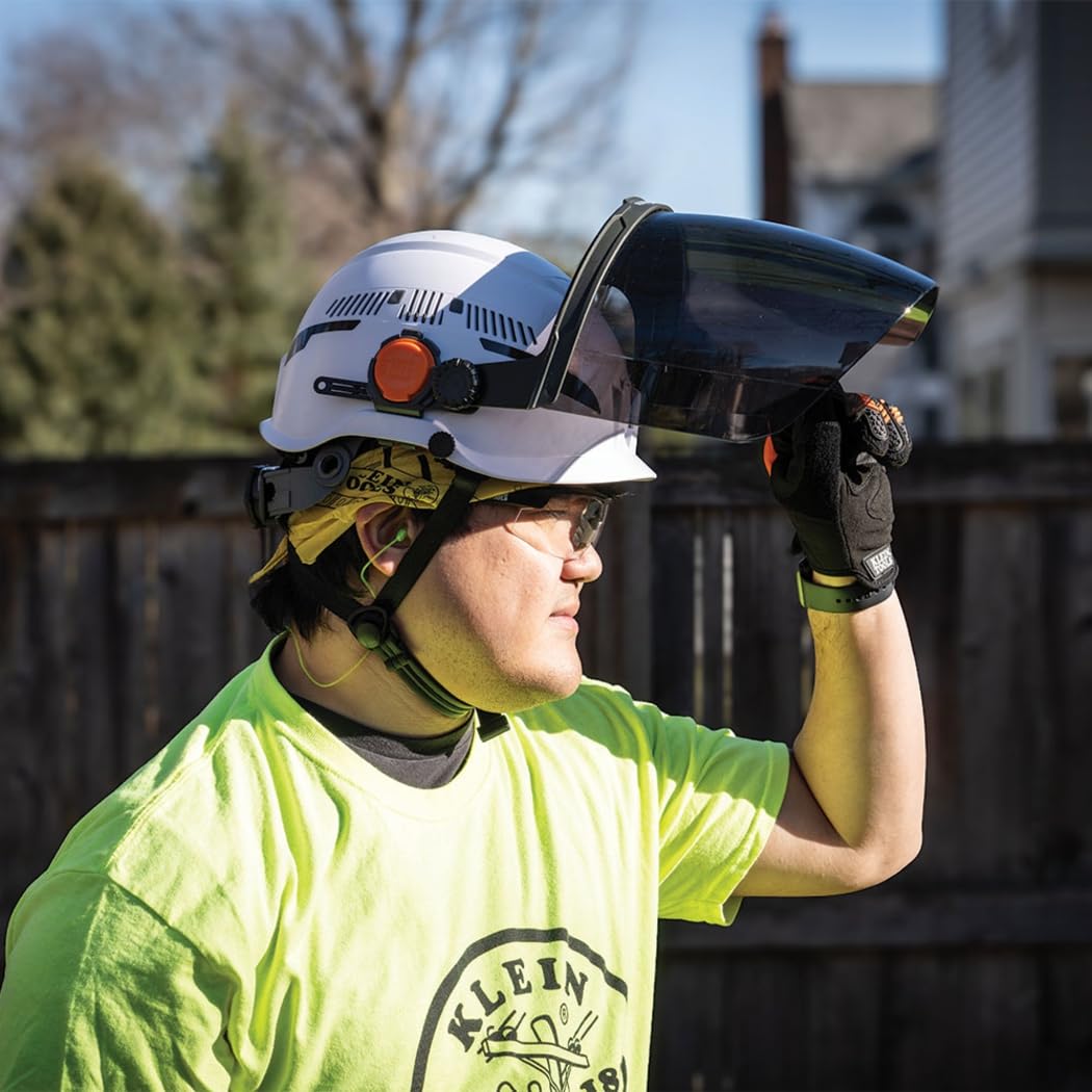 Klein Tools Face Shield for Safety Helmet and Cap-Style Hard Hats, Impact Rated, Anti-Fog, Low-Profile Design for Grinding