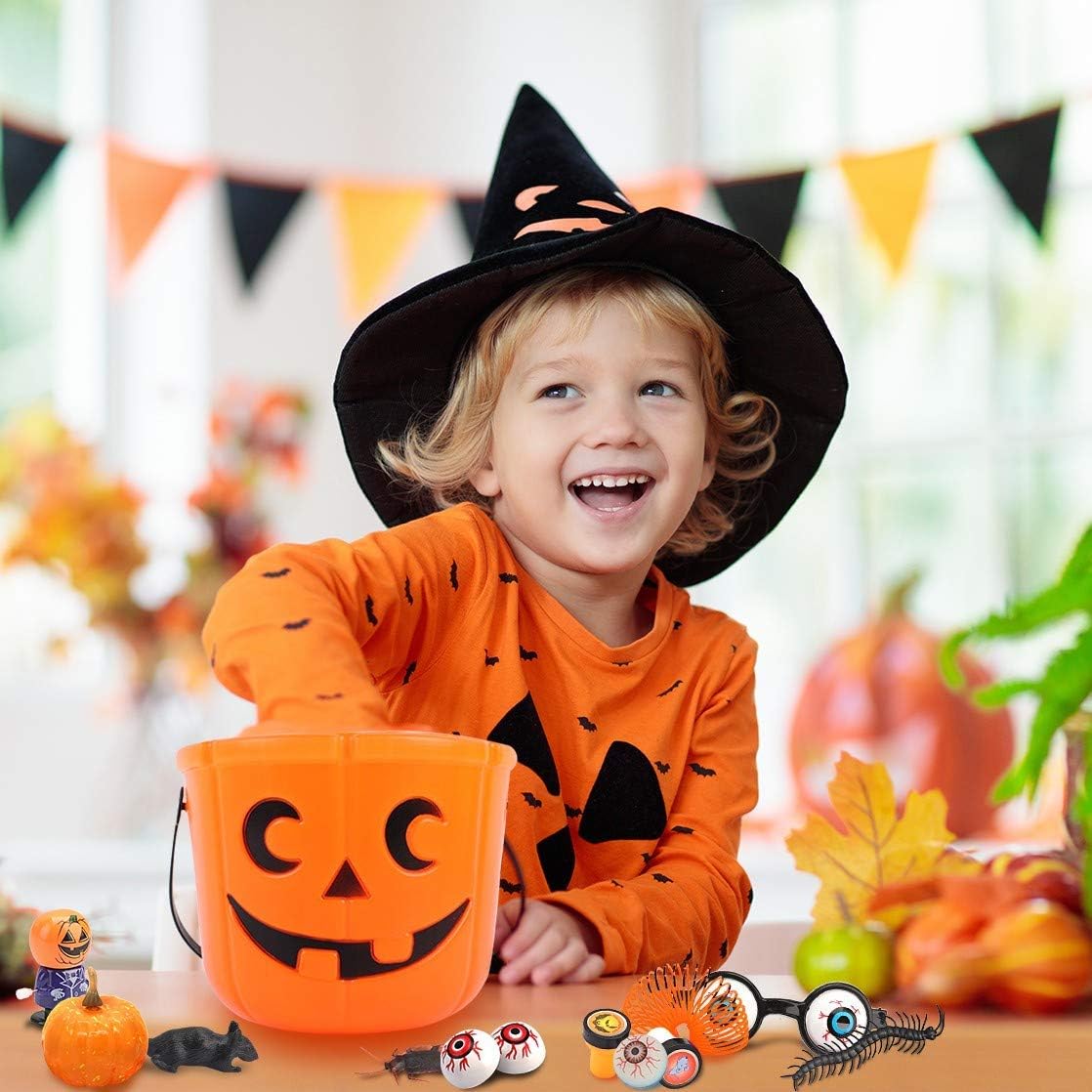 Halloween Party Favors - Perfect Assortment of Halloween Toys for Kids, Great Goodie Bag Fillers, School Classroom Rewards, Halloween Prizes to the Trick-or-Treaters(28 types of the toy, 135 Pcs): Toys & Games