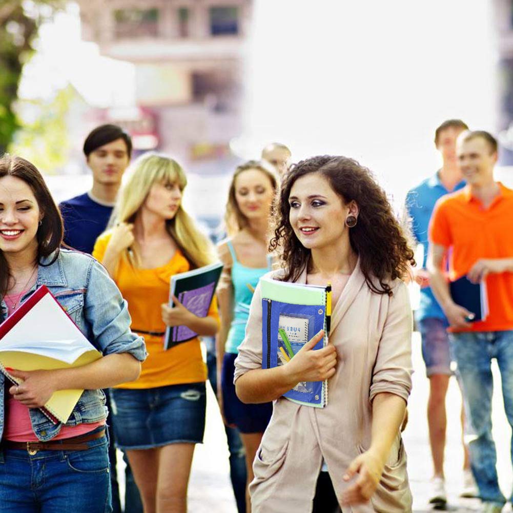 Студенты в турции. Группа студентов. Helen is a university student yesterday. Poor university students. Helen is a university student yesterday.