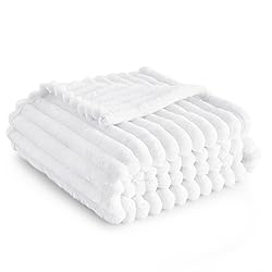 Bedsure GentleSoft Twin Fleece Blanket for Couch