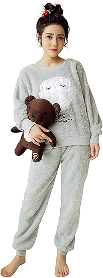 Amazon Boluory パジャマ レディース 長袖 ルームウェア 寝間着 冬 もこもこ 寝巻き 上下セット フランネル 長袖 長ズボン 大人用 ふわふわ 暖かい 誕生日 プレゼント パジャマ ルームウェアセット 通販