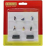Hornby OO Gauge People Sitting on Park Benches 1:76